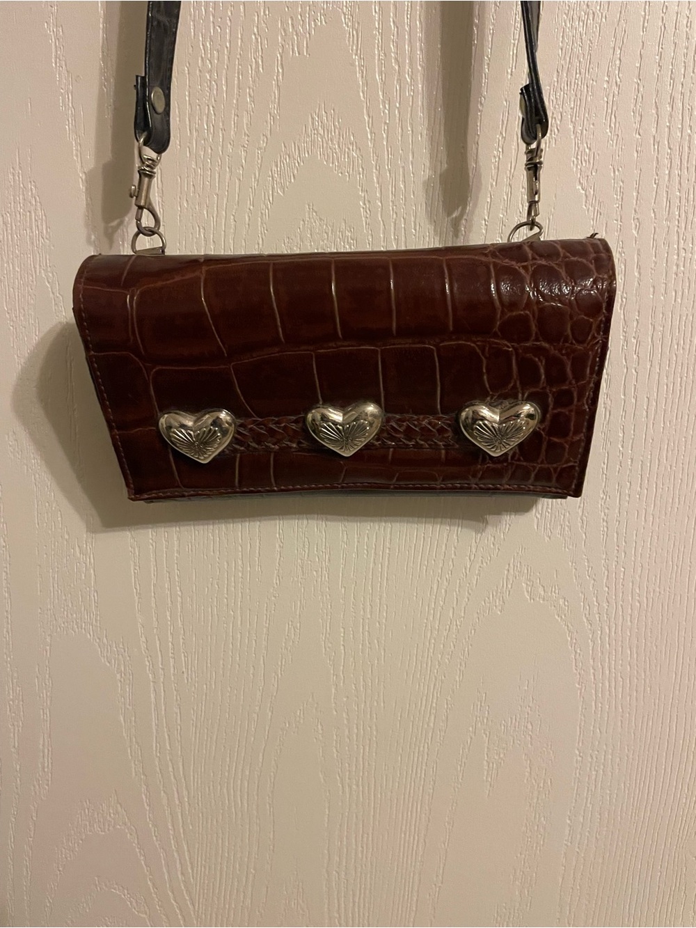 Brown Croc-Embossed Heart Accent Shoulder Bag